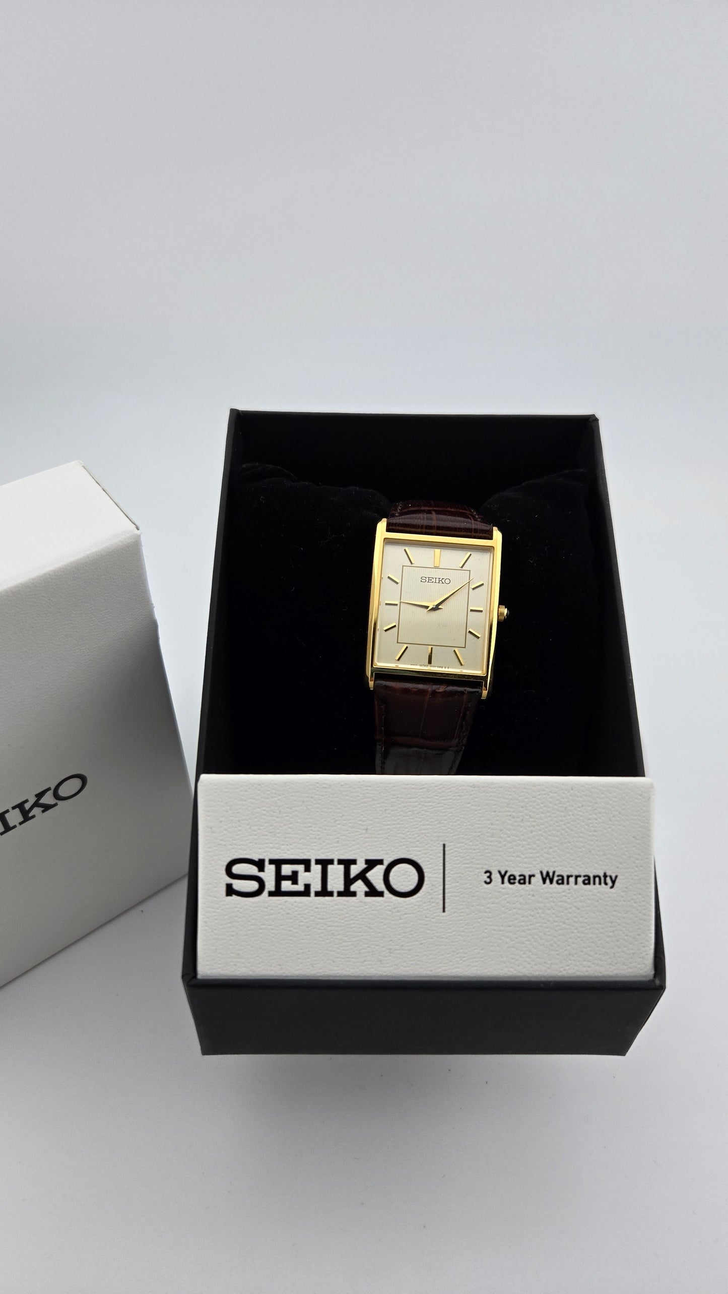 Seiko Essentials Watch for Men - Classic Dress / Sports Design
