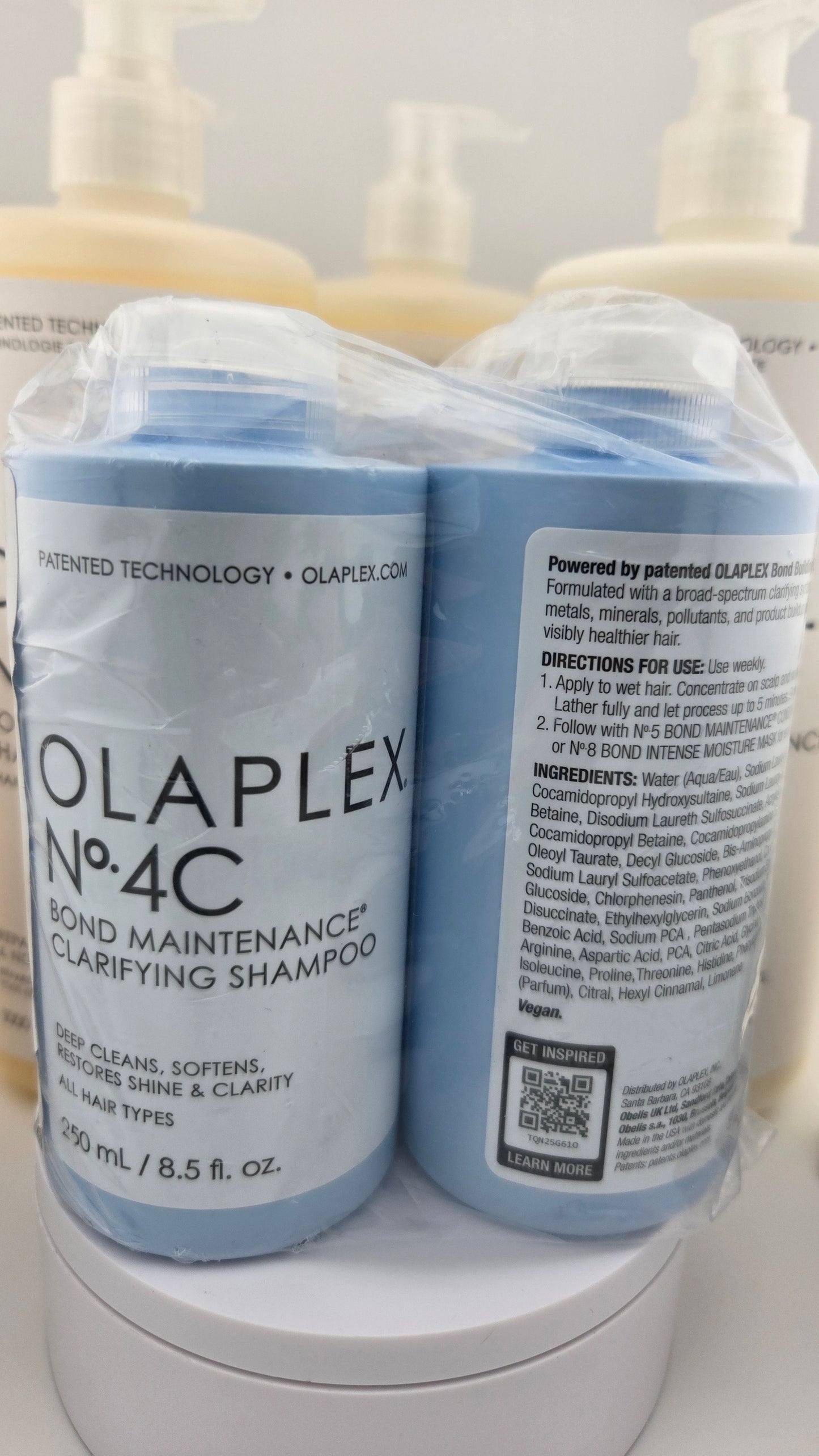 OLAPLEX - No.4C Bond Maintenance Deep Clean Clarifying Shampoo