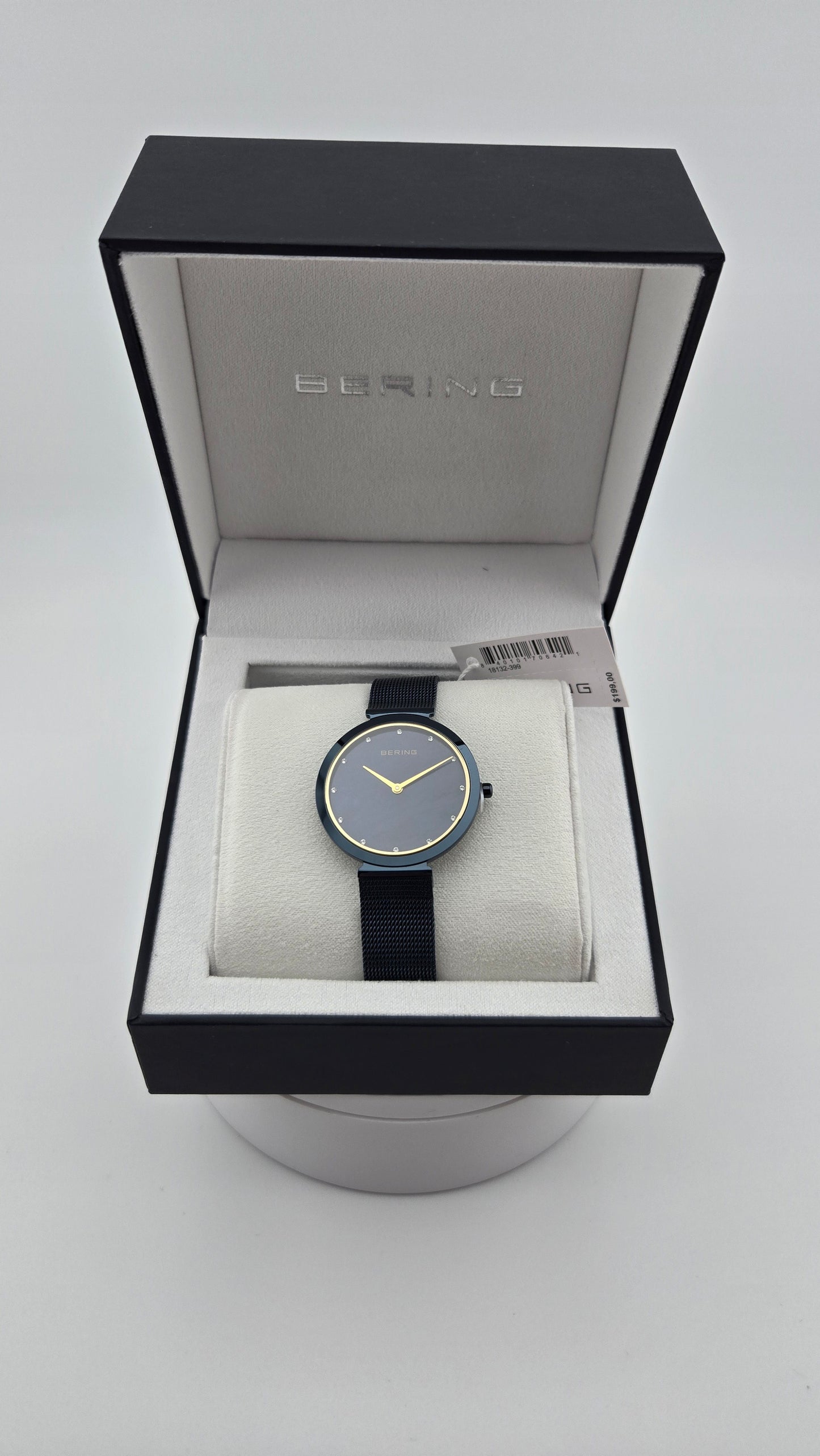 Bering Women's Ultra Slim Stainless Steel Milanese Mesh Watch, 32mm - Blue