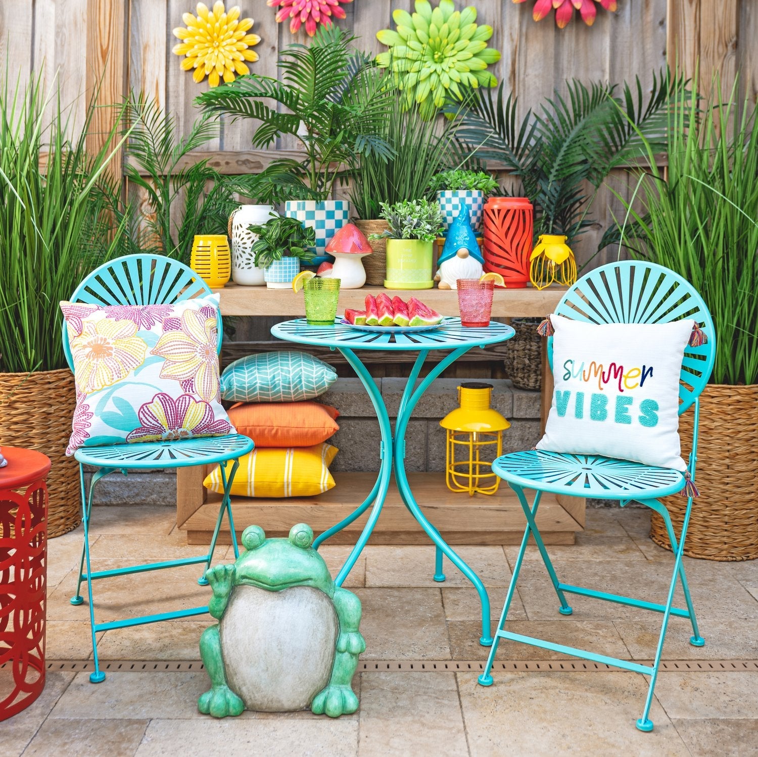 SOON - Outdoor Living & Garden