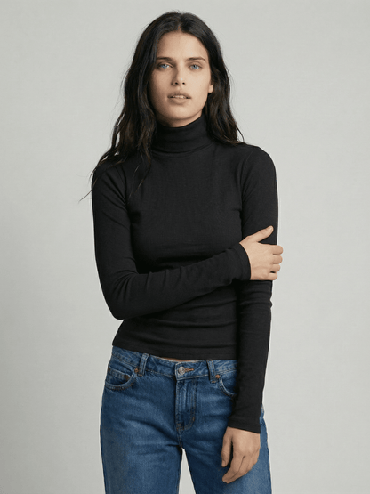Ribbed Turtleneck