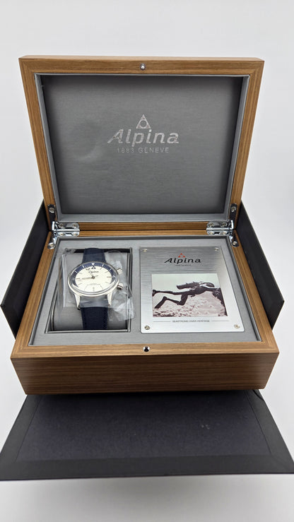 Alpina Seastrong Diver 300 Heritage Automatic Watch, White, 42 mm AL-520NS4H6